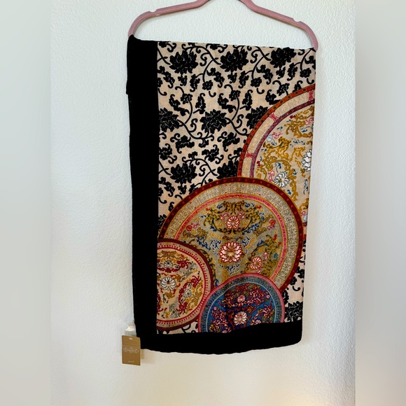 Anthropologie Accessories - NWT ANTHROPOLOGIE SCARF SOFT ONE SIZE
